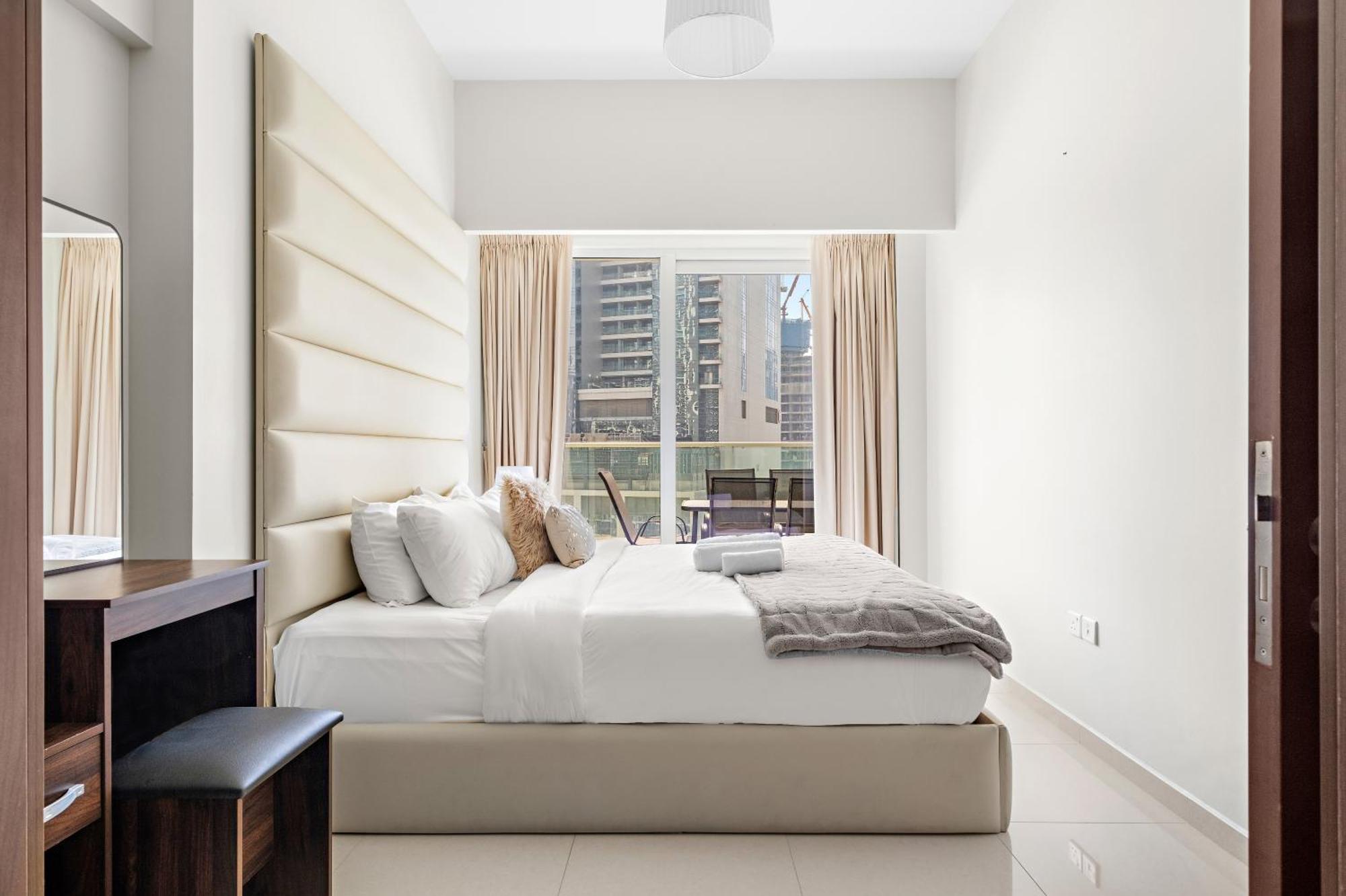 Beautiful 2br With Gym And Pool